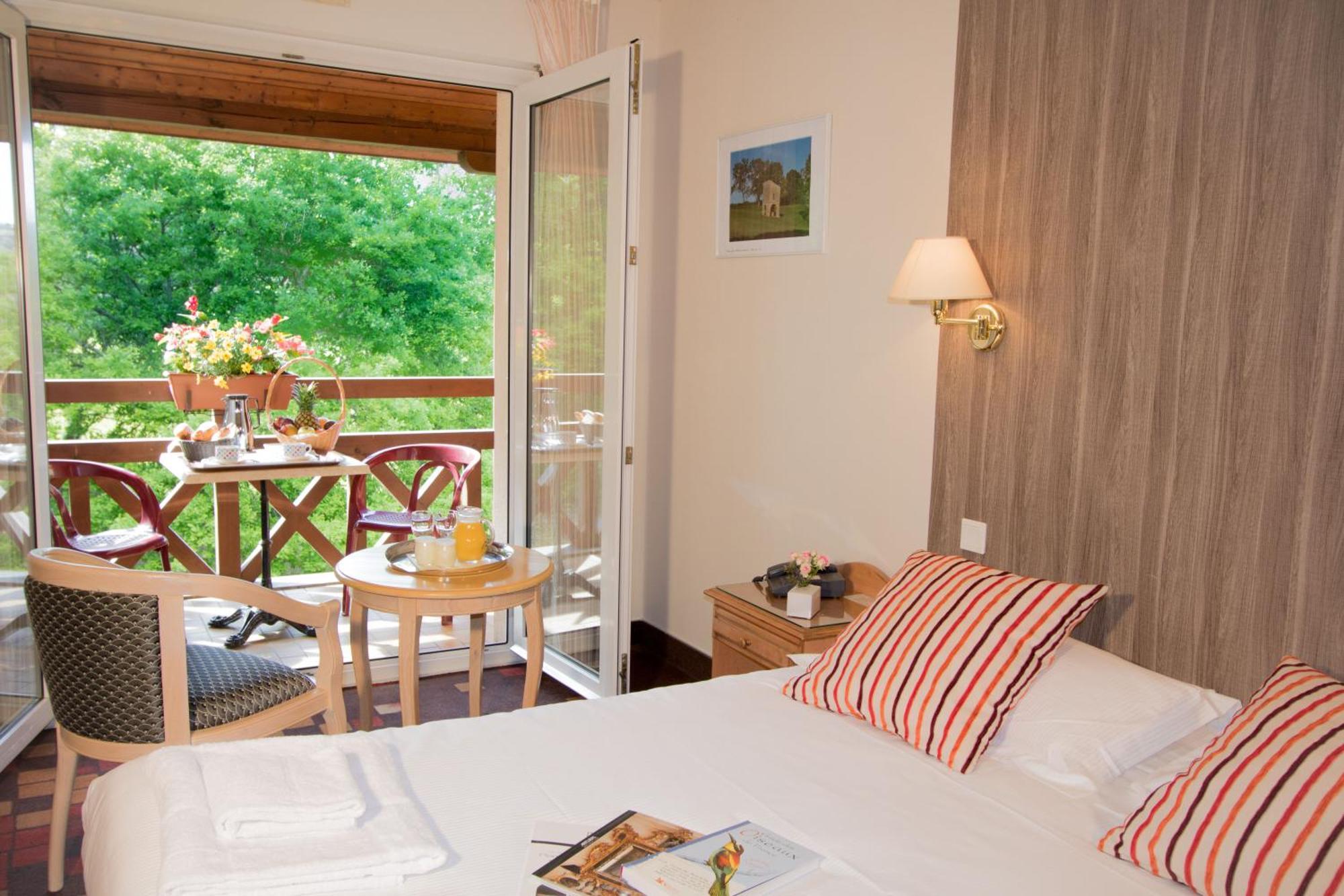 Hotel Les Trois Soleils Saint-Céré Zewnętrze zdjęcie