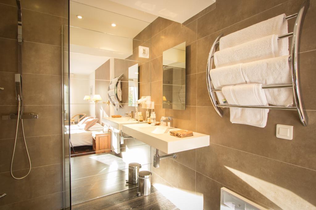 Hotel Les Trois Soleils Saint-Céré Zewnętrze zdjęcie